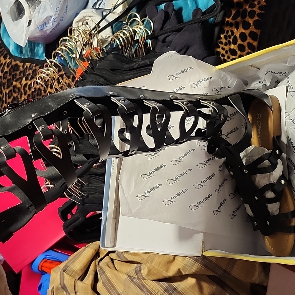 Women's gladiator sandals